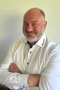 Vorsitzender: Wulf Klapproth